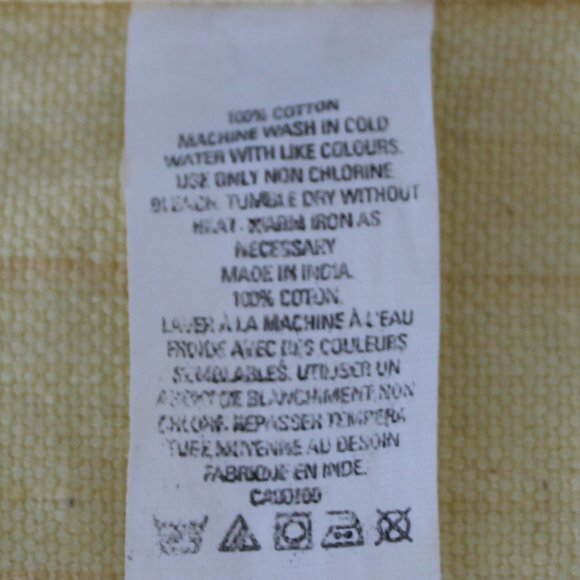 Table Runner Yellow - Picture 5 of 5